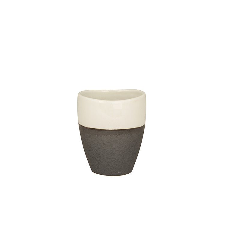 Two-tone ceramic espresso cups with a matte dark bottom and smooth cream top, einzigartig Wohndeko with individueller Stil,. - 2er-Set Espressobecher Esrum 10cl