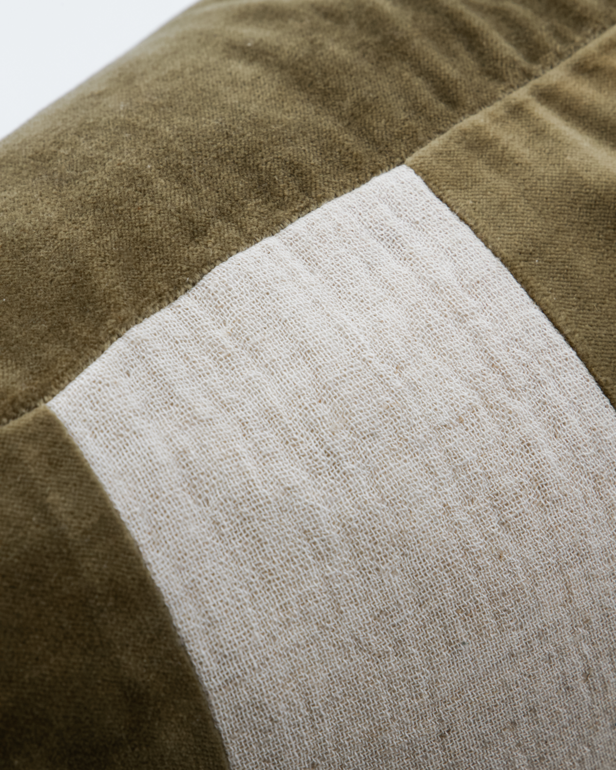 Amber velvet cushion cover with natural linen stripe, unique Wohndeko for individual style and favorite home accents. - Cushion Cover Sono Amber