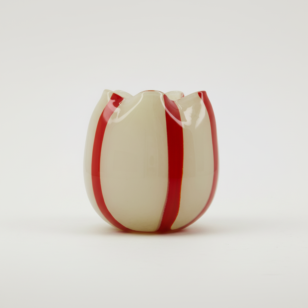 White glass tealight holder with bold red stripes, einzigartig Wohndeko for individueller Stil and Lieblingsstücke für dein. - Tealight Holder Gula White-Red